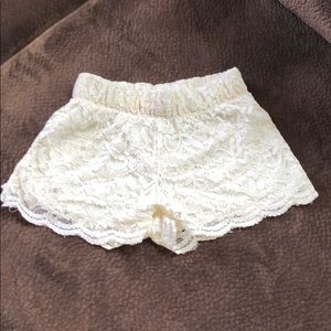 Cream lace dress short